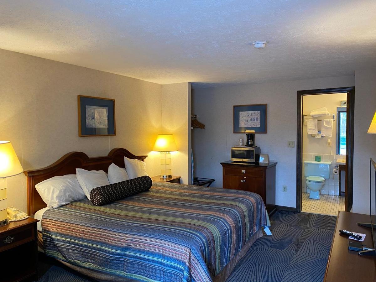 Economy Lodge 682 Main St Sturbridge Zewnętrze zdjęcie