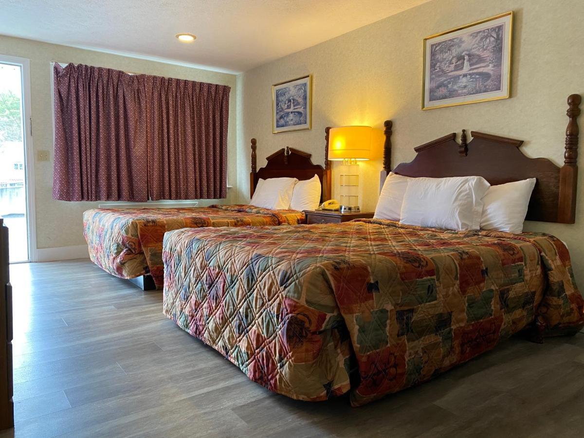 Economy Lodge 682 Main St Sturbridge Zewnętrze zdjęcie
