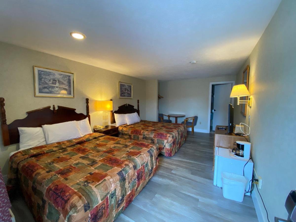 Economy Lodge 682 Main St Sturbridge Zewnętrze zdjęcie