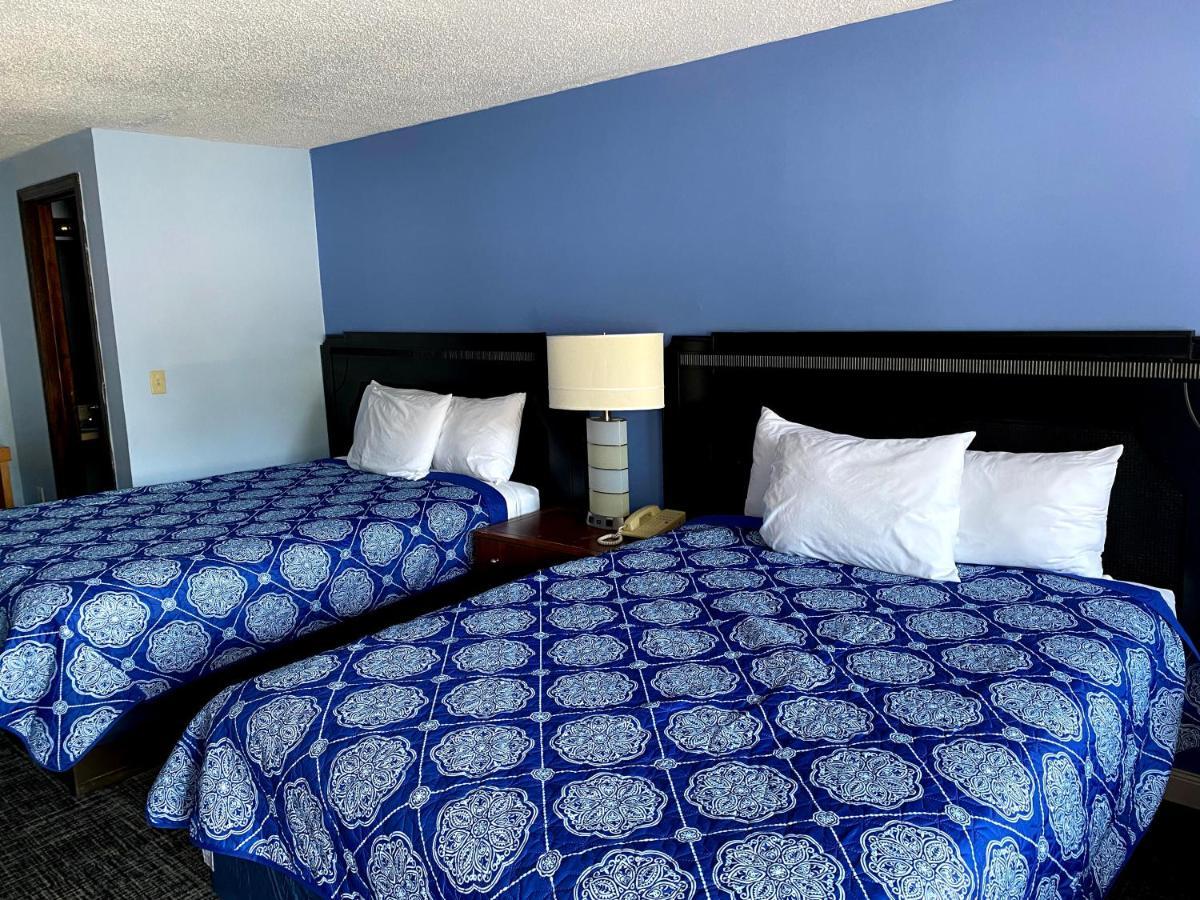 Economy Lodge 682 Main St Sturbridge Zewnętrze zdjęcie