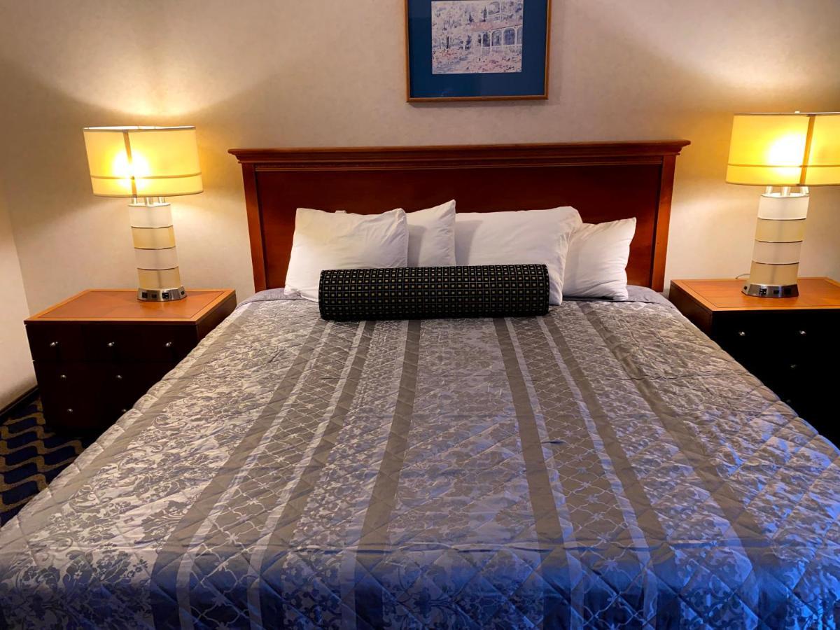 Economy Lodge 682 Main St Sturbridge Zewnętrze zdjęcie