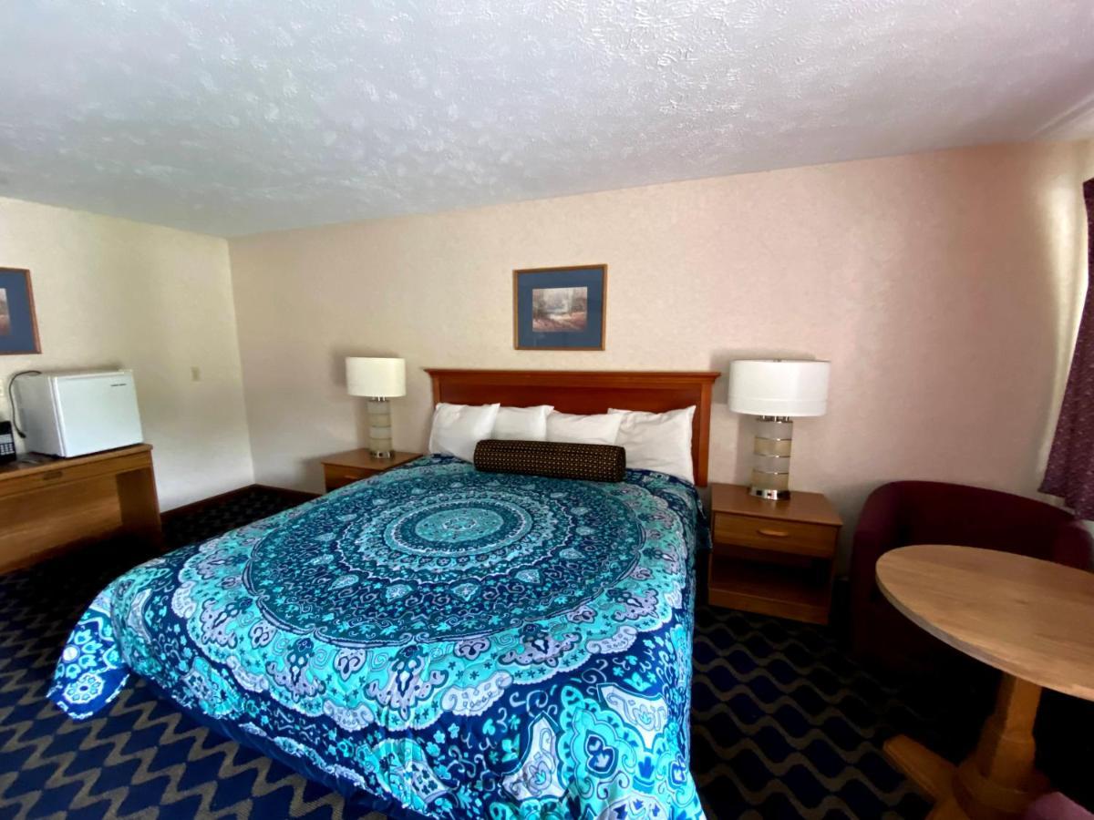 Economy Lodge 682 Main St Sturbridge Zewnętrze zdjęcie