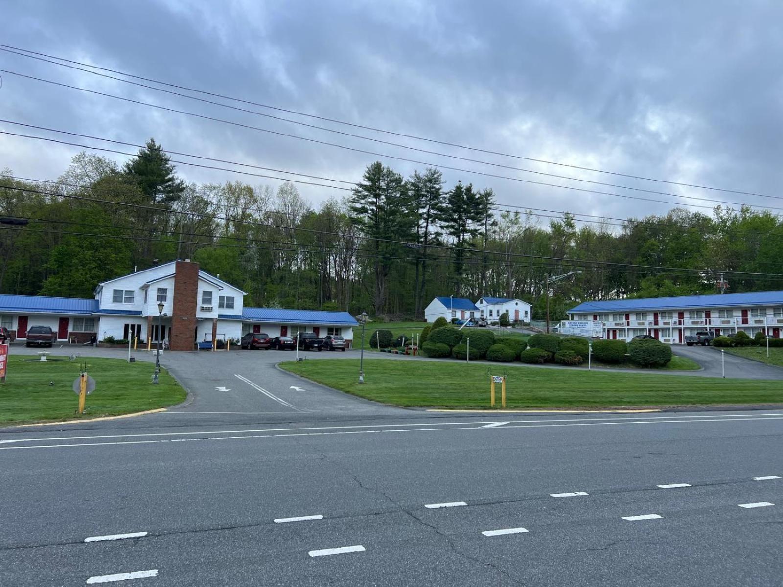 Economy Lodge 682 Main St Sturbridge Zewnętrze zdjęcie
