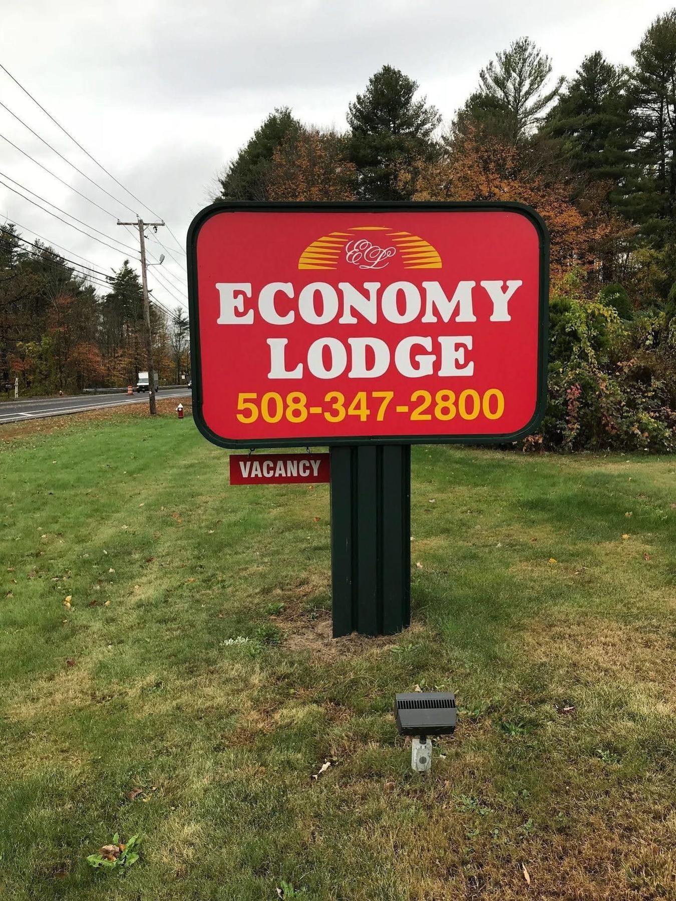 Economy Lodge 682 Main St Sturbridge Zewnętrze zdjęcie